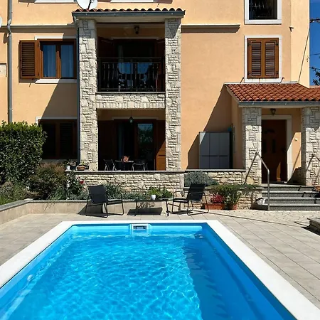 Krasa Sea View Apartmants With Pool *