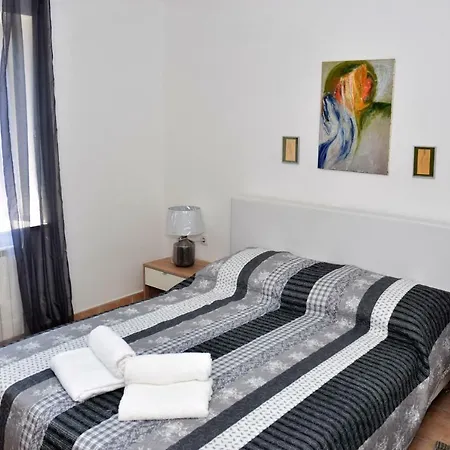 Apartment Krasa Sea View Apartmants With Pool Liznjan