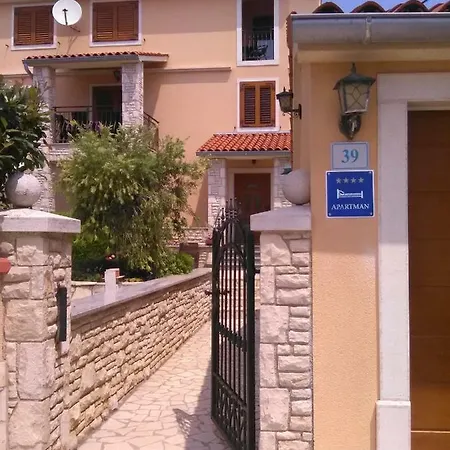 Krasa Sea View Apartmants With Pool