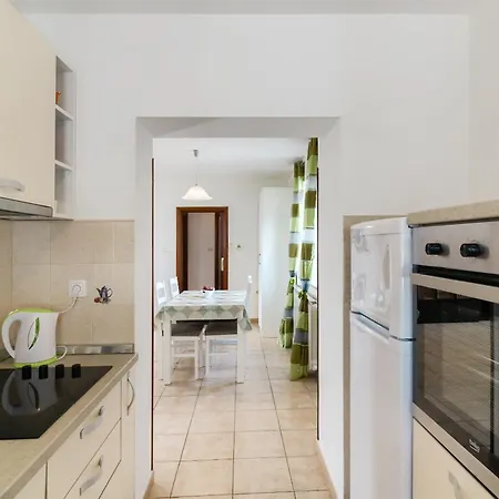 Krasa Sea View Apartmants With Pool