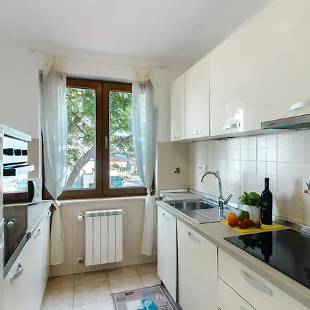 Krasa Sea View Apartmants With Pool Apartamento