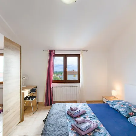 Apartamento Krasa Sea View Apartmants With Pool Ližnjan