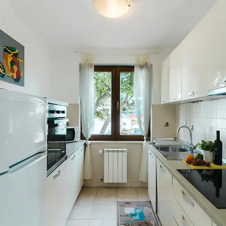 Apartamento Krasa Sea View Apartmants With Pool Ližnjan