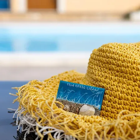 Krasa Sea View Apartmants With Pool * Ližnjan