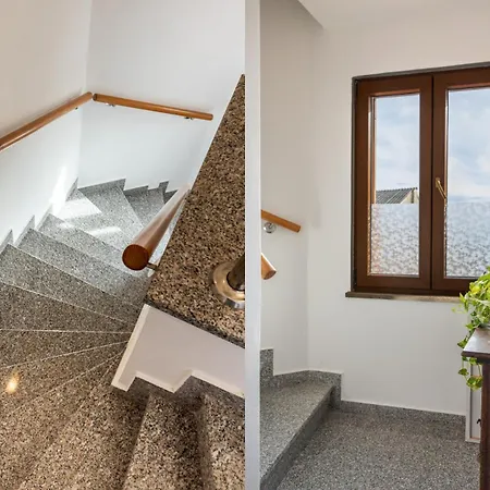 Krasa Sea View Apartmants With Pool Apartamento Ližnjan