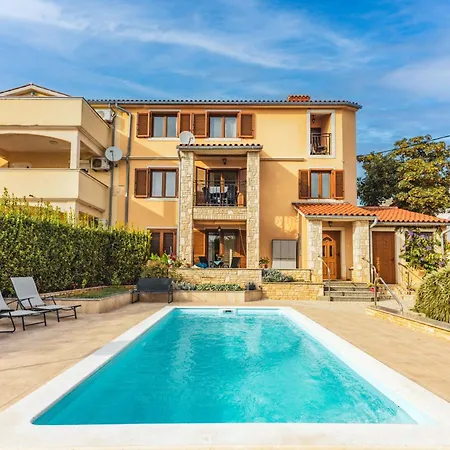 Appartamento Krasa Sea View Apartmants With Pool *